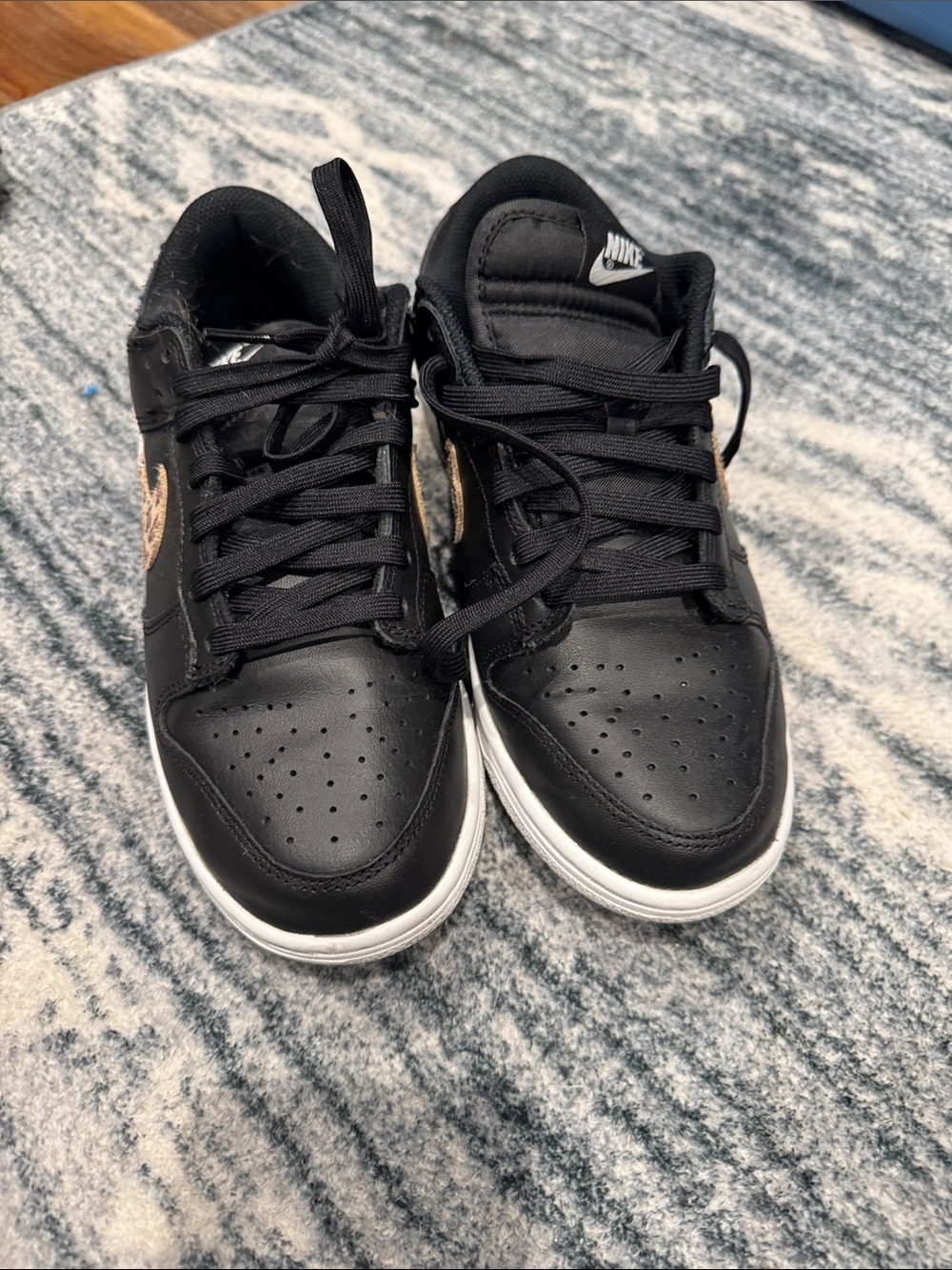 Nike Women's Black Low-Top Sneakers with Leopard-Print Swoosh - Picture 2 of 5